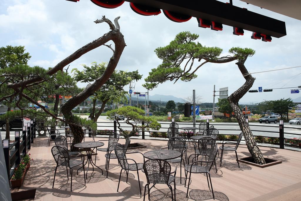 Arisu Gyeongju Hotel Exterior foto