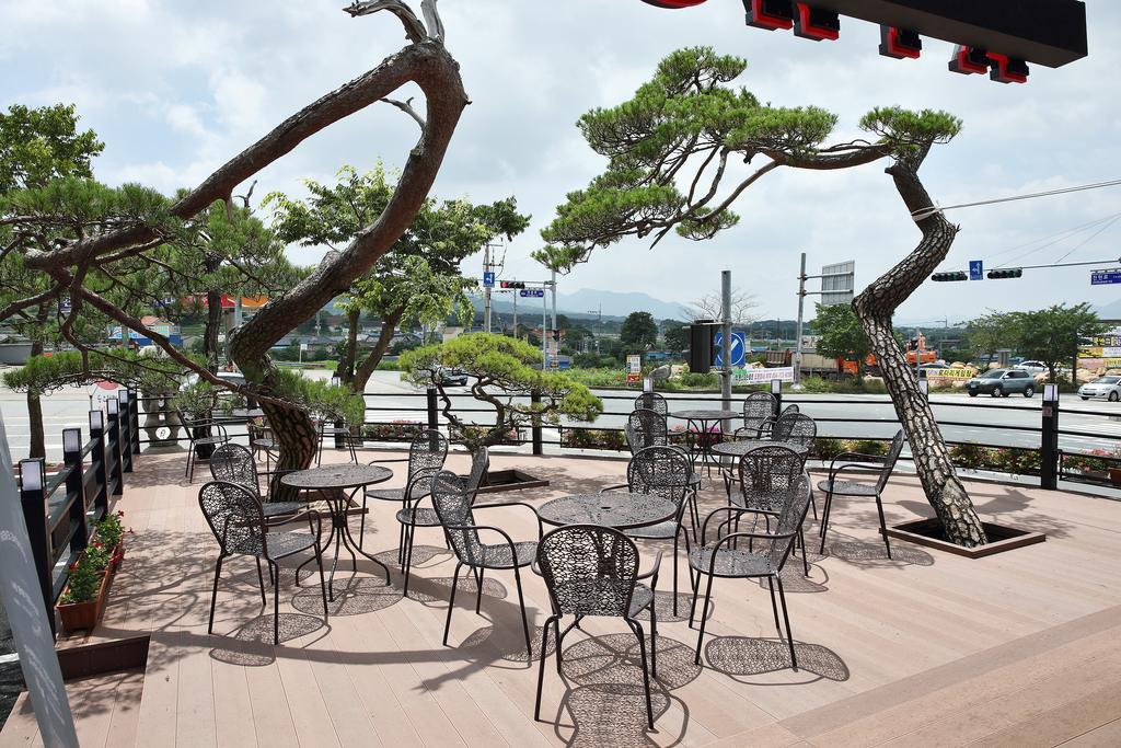 Arisu Gyeongju Hotel Exterior foto